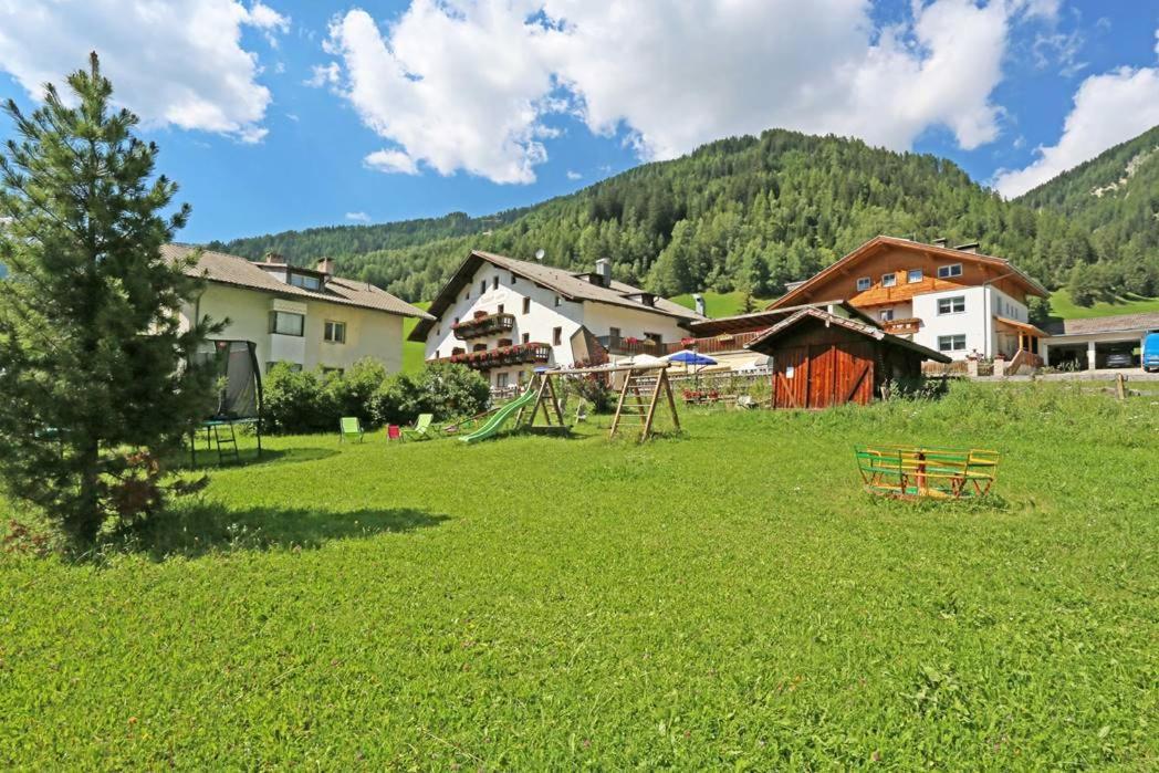Gasthof Albergo Neuwirt 瓦尔蒂维茨 外观 照片